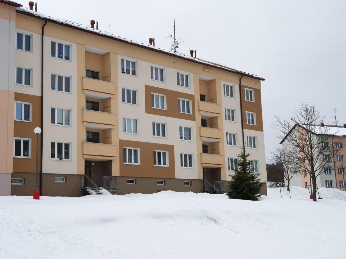 Family Apartman Kovářská Εξωτερικό φωτογραφία
